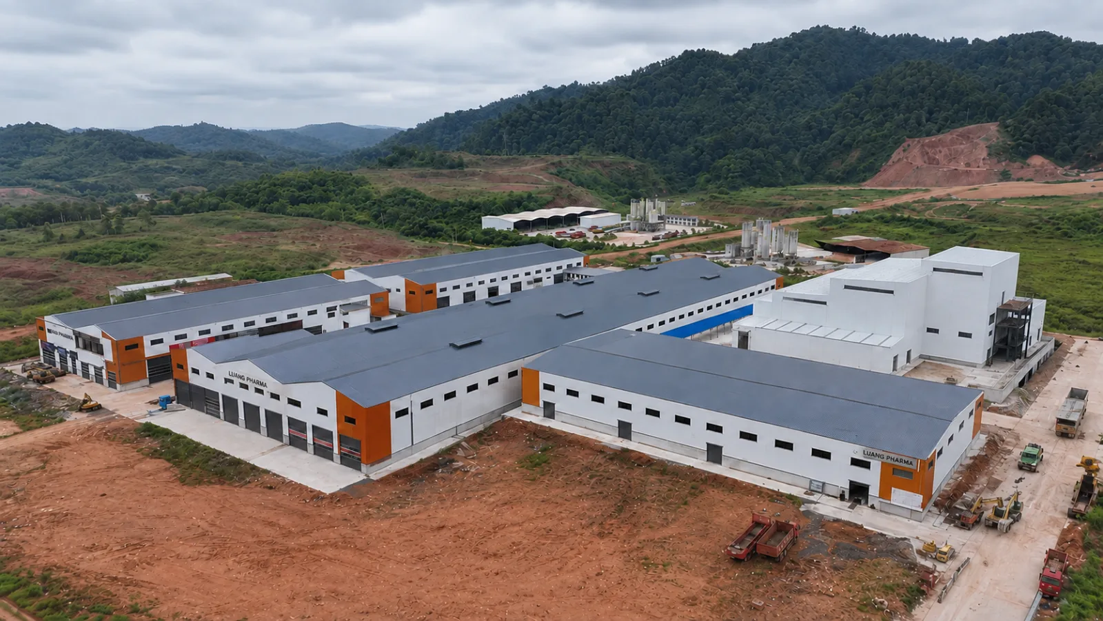 The Luang Pharma site and the surrounding earthworks